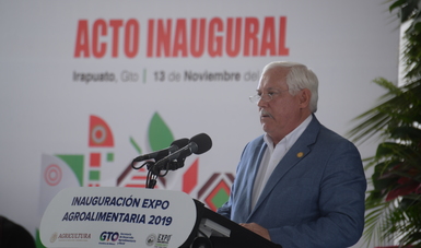 Suma de agricultura empresarial, mediana, pequeña y de subsistencia fortalecerá mercado interno y reducirá importaciones: Víctor Villalobos